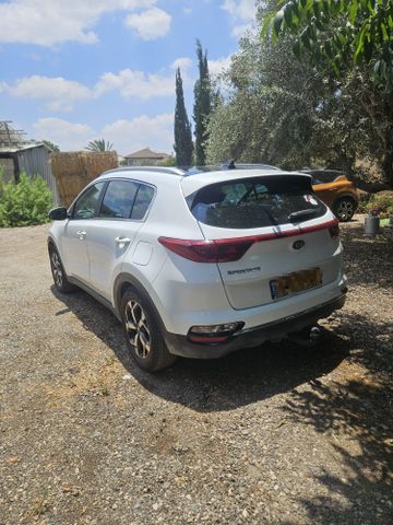 קיה ספורטז'