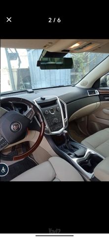קאדילק SRX