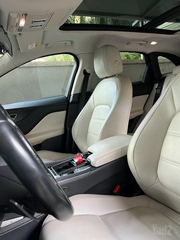 יגואר F-Pace