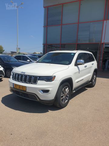 מודעת רכב ג'יפ גרנד צ'ירוקי
