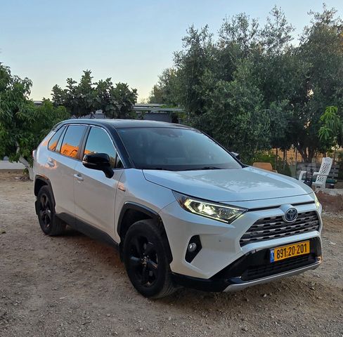 מודעת רכב טויוטה RAV4