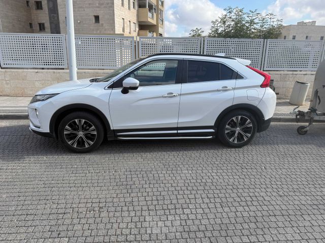 מיצובישי אקליפס קרוס