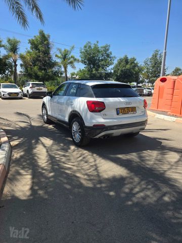 אאודי Q2