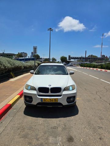 ב מ וו X6