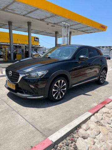 מודעת רכב מאזדה CX-3