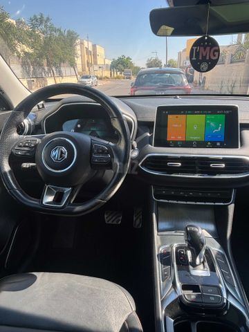 אם ג'י EHS PHEV