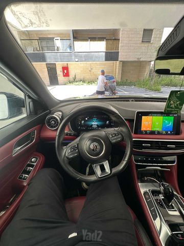 אם ג'י EHS PHEV