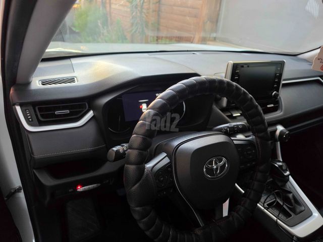 טויוטה RAV4