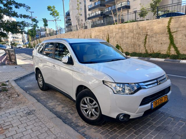 מודעת רכב מיצובישי אאוטלנדר