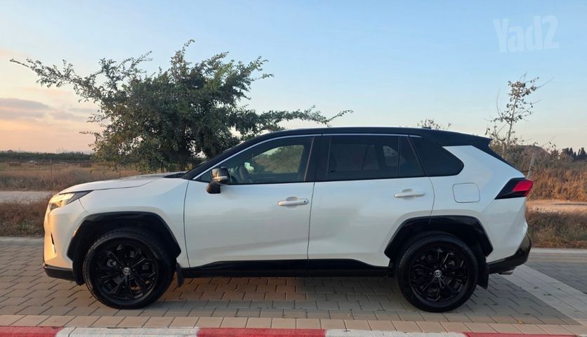 מודעת רכב טויוטה RAV4