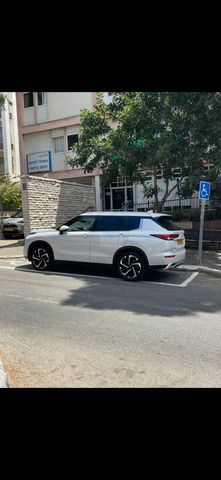 מודעת רכב מיצובישי אאוטלנדר