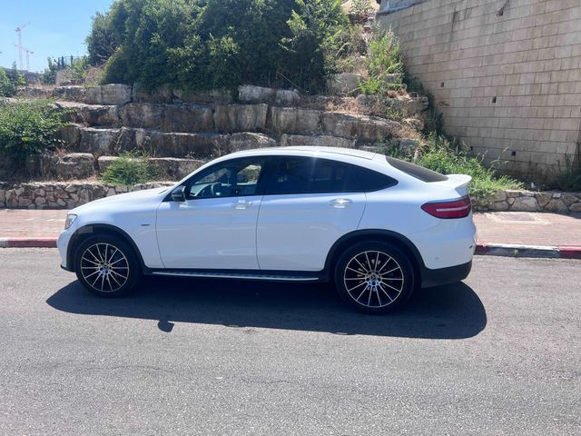 מרצדס-בנץ GLC קופה