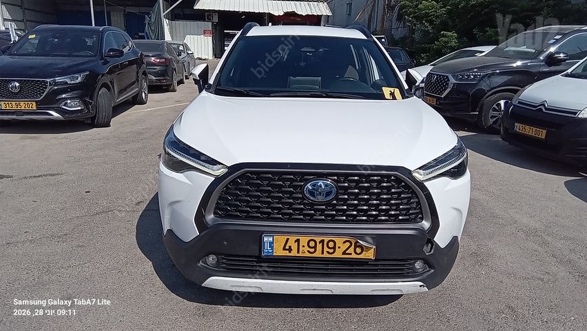 מודעת רכב טויוטה קורולה קרוס