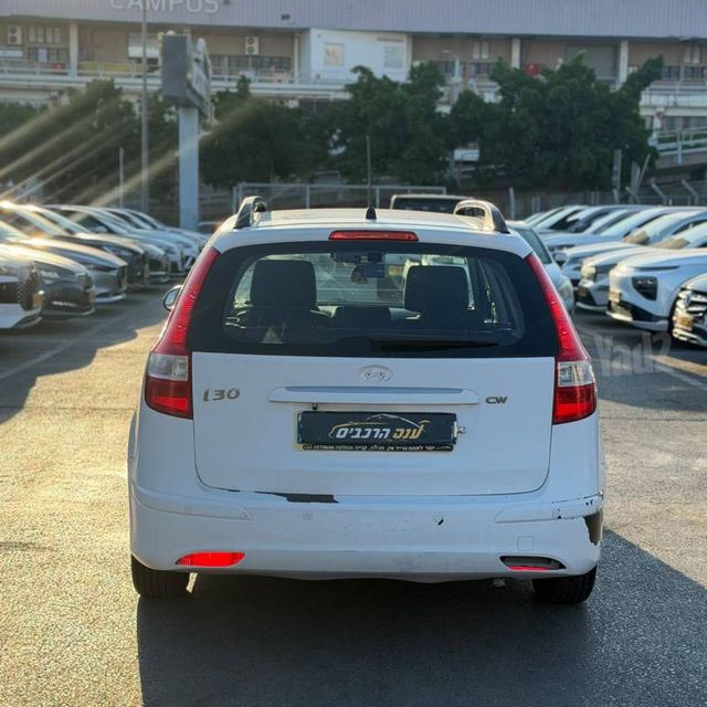 יונדאי i30