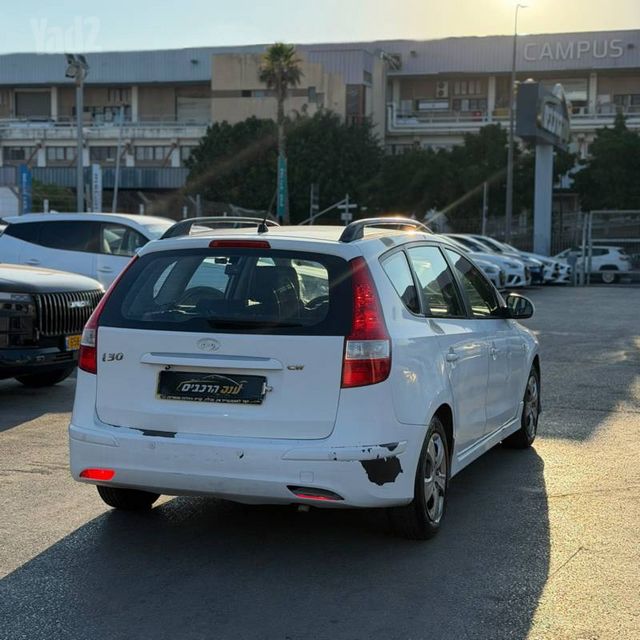 יונדאי i30