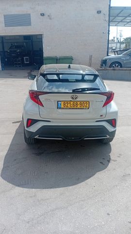 טויוטה C-HR