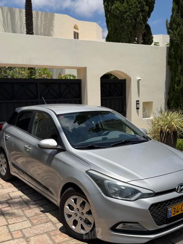 יונדאי i20