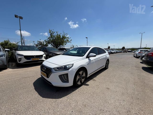 יונדאי איוניק