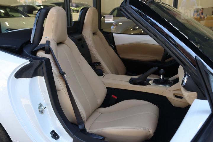 מאזדה MX-5