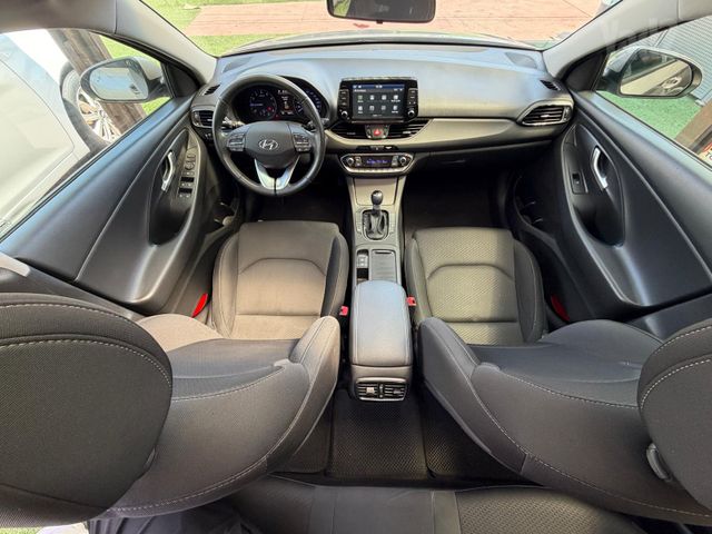 יונדאי i30
