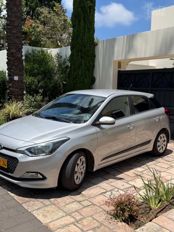 יונדאי i20