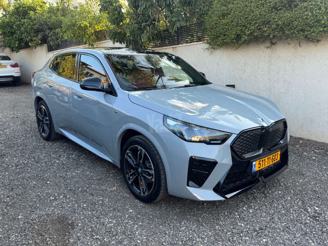 ב מ וו iX2