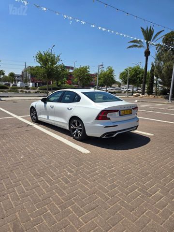וולוו S60