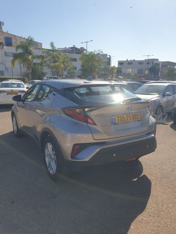 טויוטה C-HR