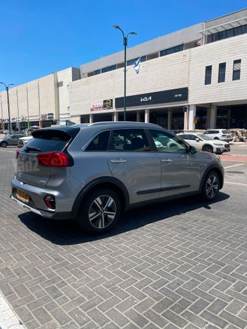 קיה נירו