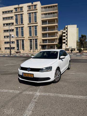 מודעת רכב פולקסווגן ג'טה