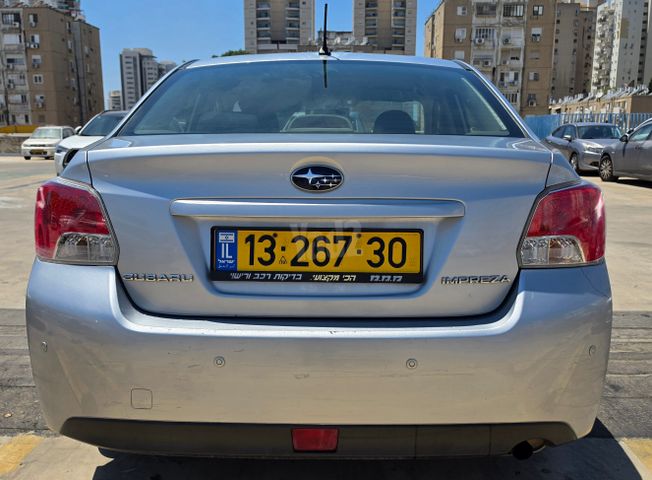 סובארו אימפרזה
