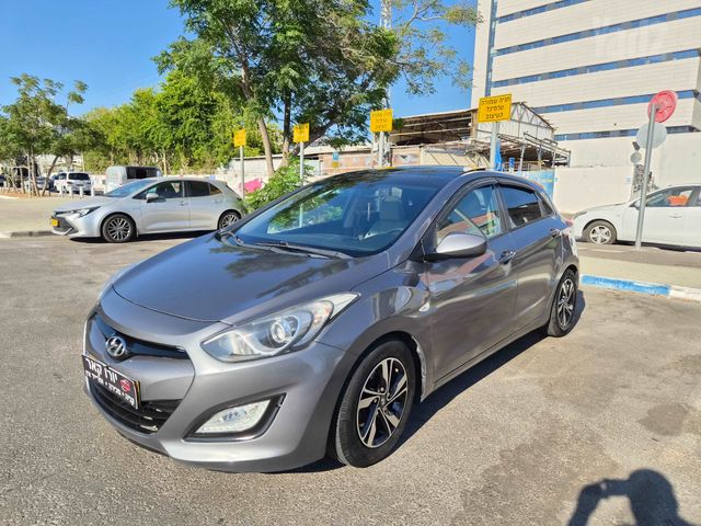 יונדאי i30