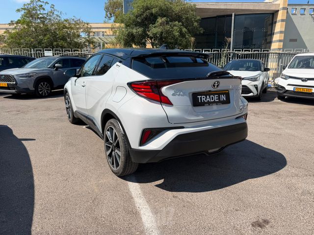 טויוטה C-HR