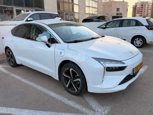 אי.וי איזי Limo