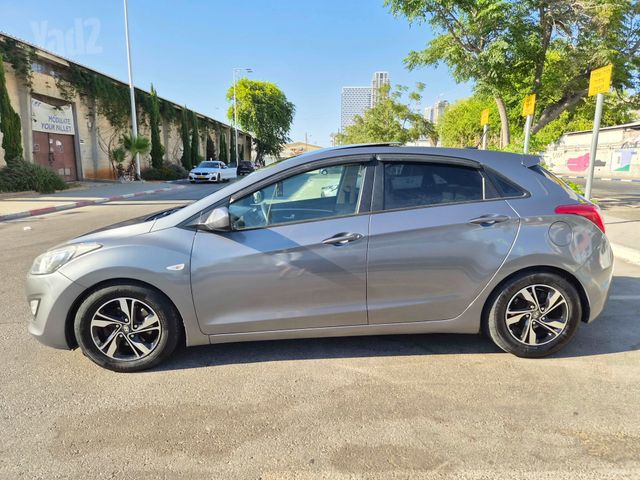 יונדאי i30