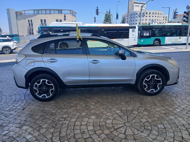 סובארו XV