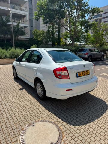 סוזוקי SX4
