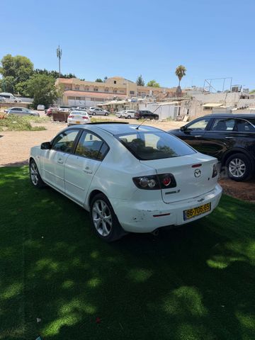 מאזדה 3