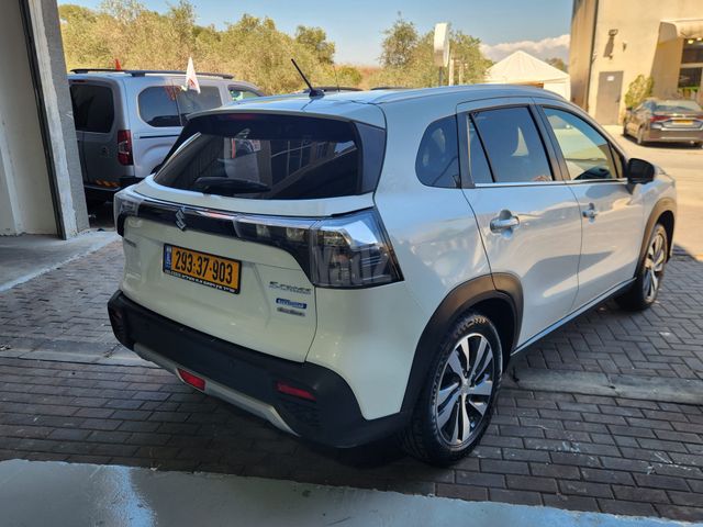 סוזוקי S-Cross
