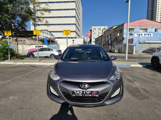 יונדאי i30