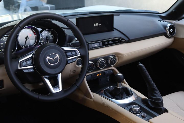 מאזדה MX-5