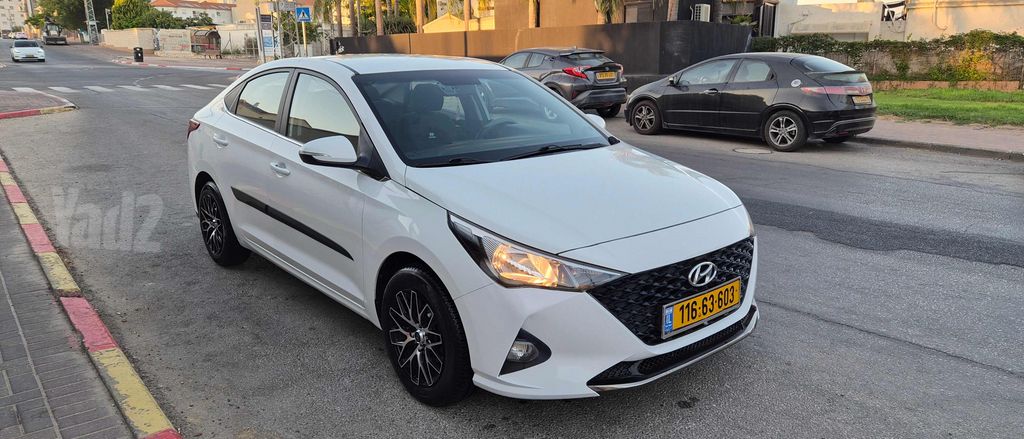 מודעת רכב יונדאי אקסנט i25 2