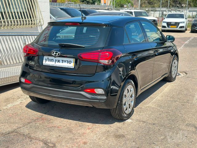 יונדאי i20