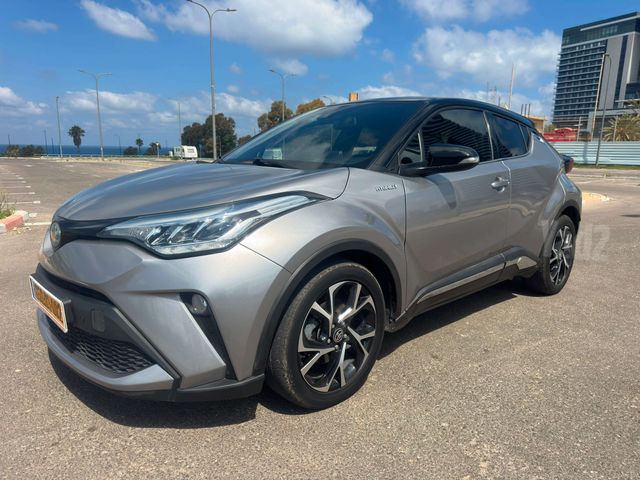 טויוטה C-HR