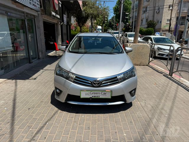 מודעת רכב טויוטה קורולה