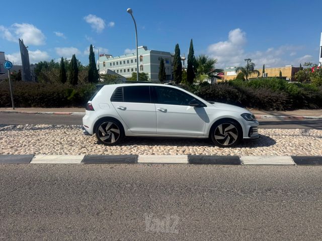 פולקסווגן גולף