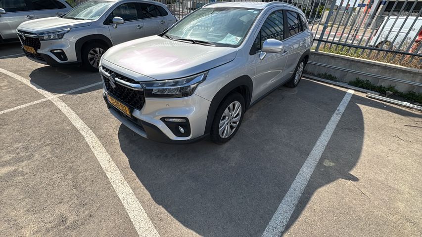 סוזוקי S-Cross