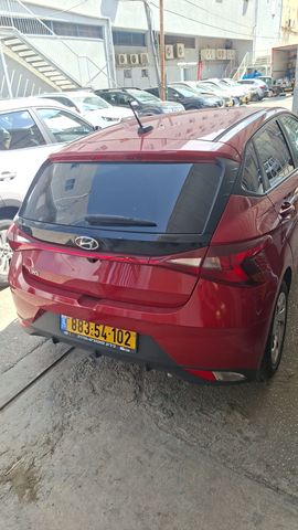 יונדאי i20