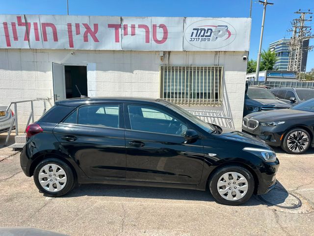 יונדאי i20