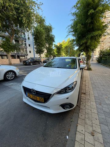 מאזדה 3